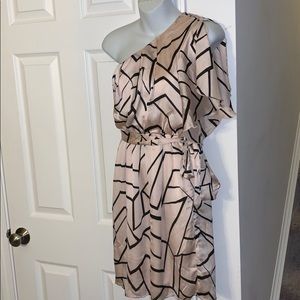 ❤️‍🔥 Geometric pattern one shoulder dress